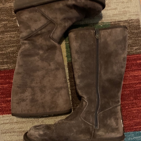 Ugg Classic Tall Boot - Picture 1 of 9